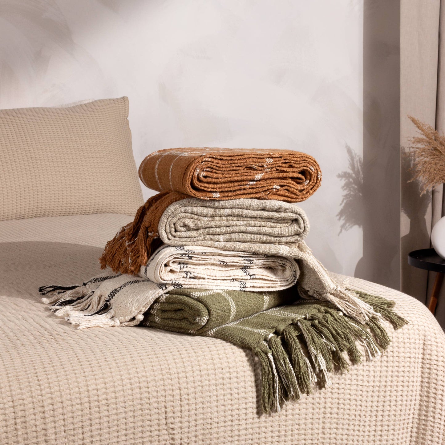Beni Throw Stone/Natural: Stone/Natural / 130 x 180cm